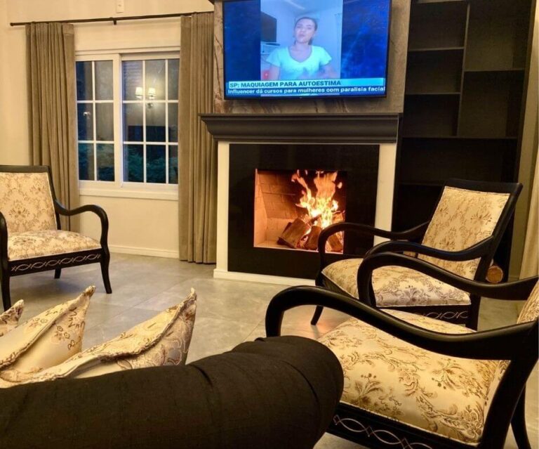 Laponia Hotel lareira